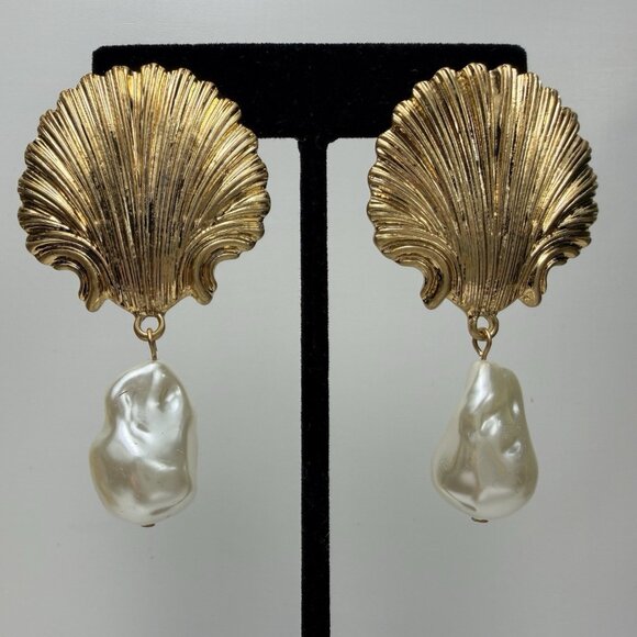 Zara Gold Shell Statement Earrings With Faux Baroque Pearls 2.5" NWOT - Picture 3 of 7